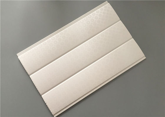 তিন বিজ্ঞপ্তি আর্ক পিভিসি ওয়াল প্যানেল হোয়াইট ল্যামিনেট নকশা 8mm বেধ